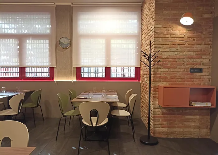 호텔 De Zaragoza 2*